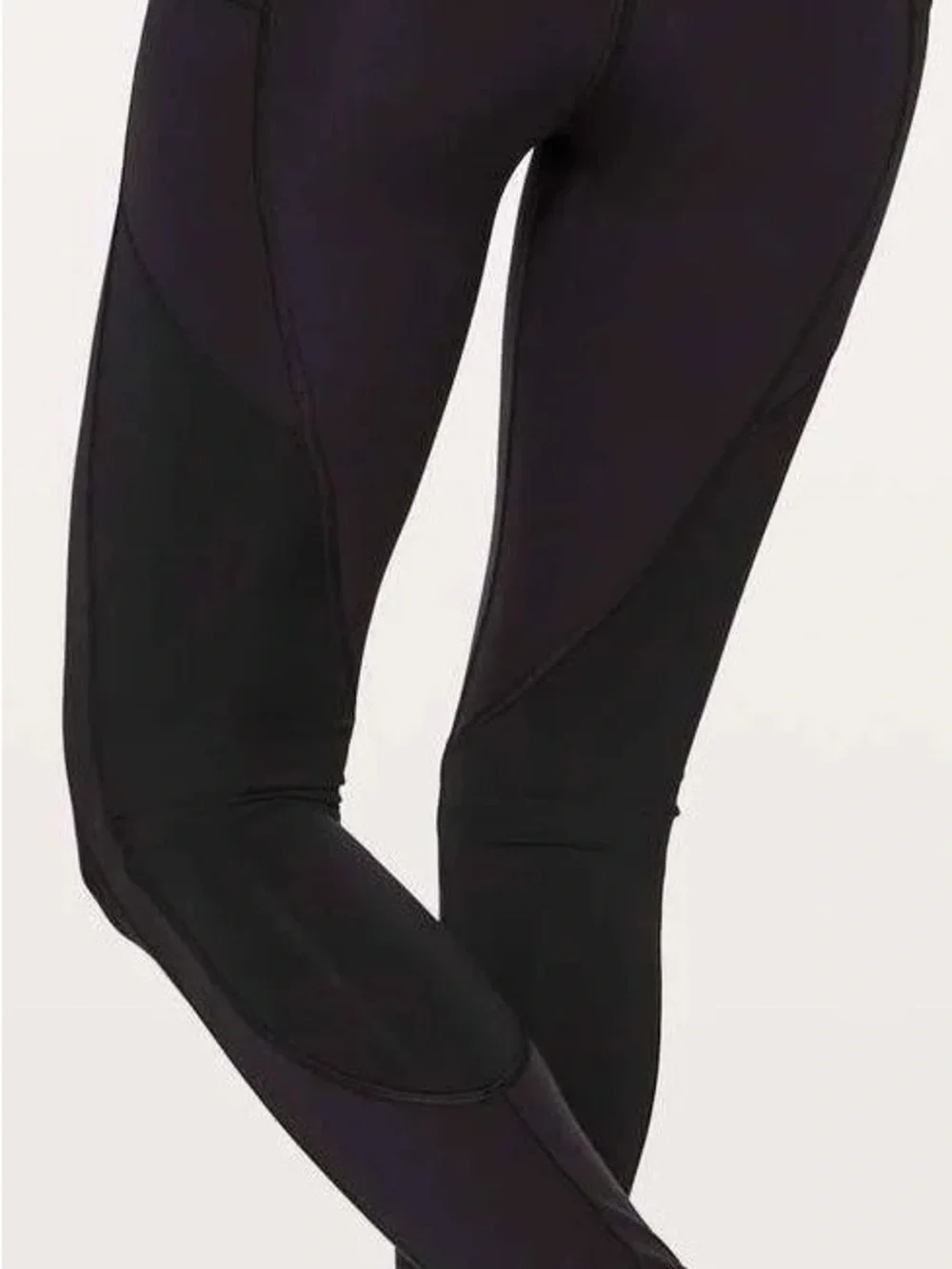 Lululemon Wunder Crop w/ pockets and mesh